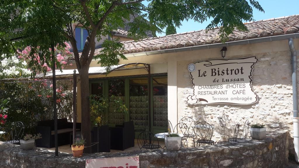 Auberge Le Bistrot De Lussan Lussan  Екстериор снимка